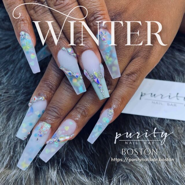 ✨ Holiday magic at your fingertips! These frosty, glimmering nails are ready to shine bright this Christmas season ❄️🎄. Book your appointment at Purity Nail Bar and let your nails be the star of every celebration! 💎✨

🎁 Click the link to book: https://puritynailbar.boston

#ChristmasNails #HolidayGlam #WinterNails #PurityNailBar #NailInspo ▫️ ▫️ ▫️
#PurityNailBar #NailsByJohn #BostonNails #BostonNailTech #BrightonNails #BrooklineNails #NailsOfInstagram #NailsArtAddict #Nails #NailArt #Beauty #Fashion #LongNails #NailPorn #NailSwag #NailAddict #BrightonMA #boston #bostoncolledge